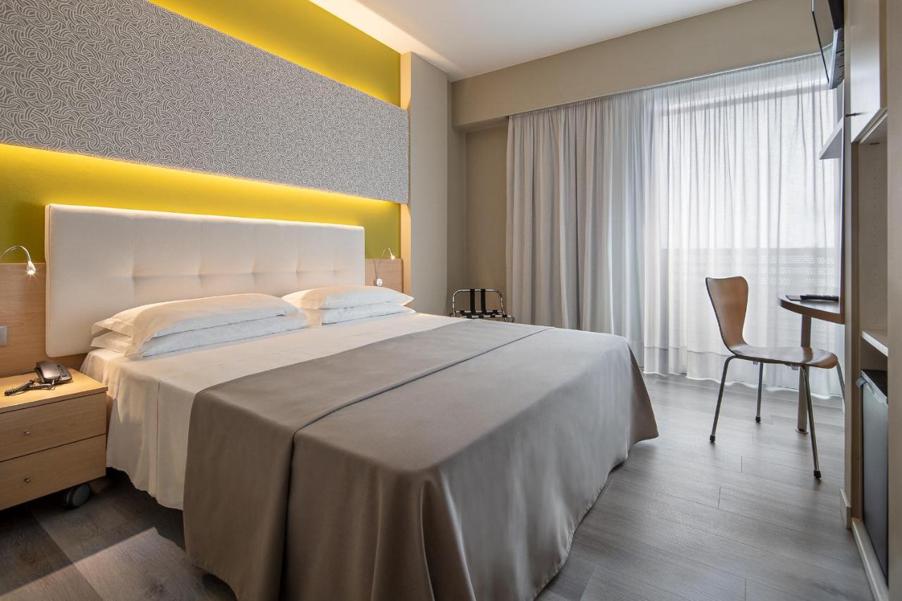 Standard Double or Twin Room,1705562693:JPEG