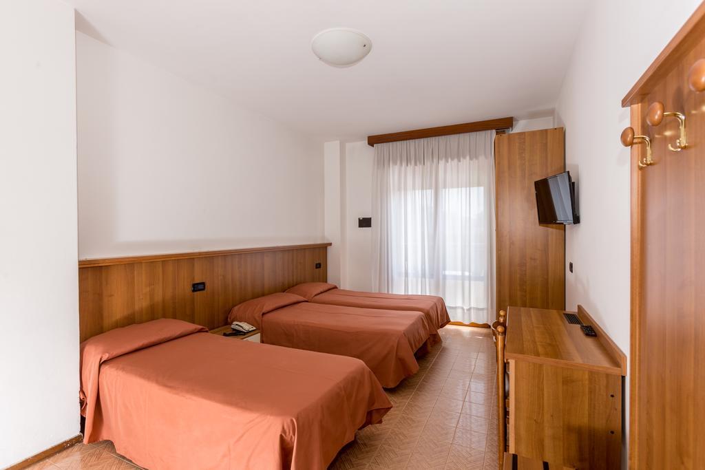 Habitación Triple Confort