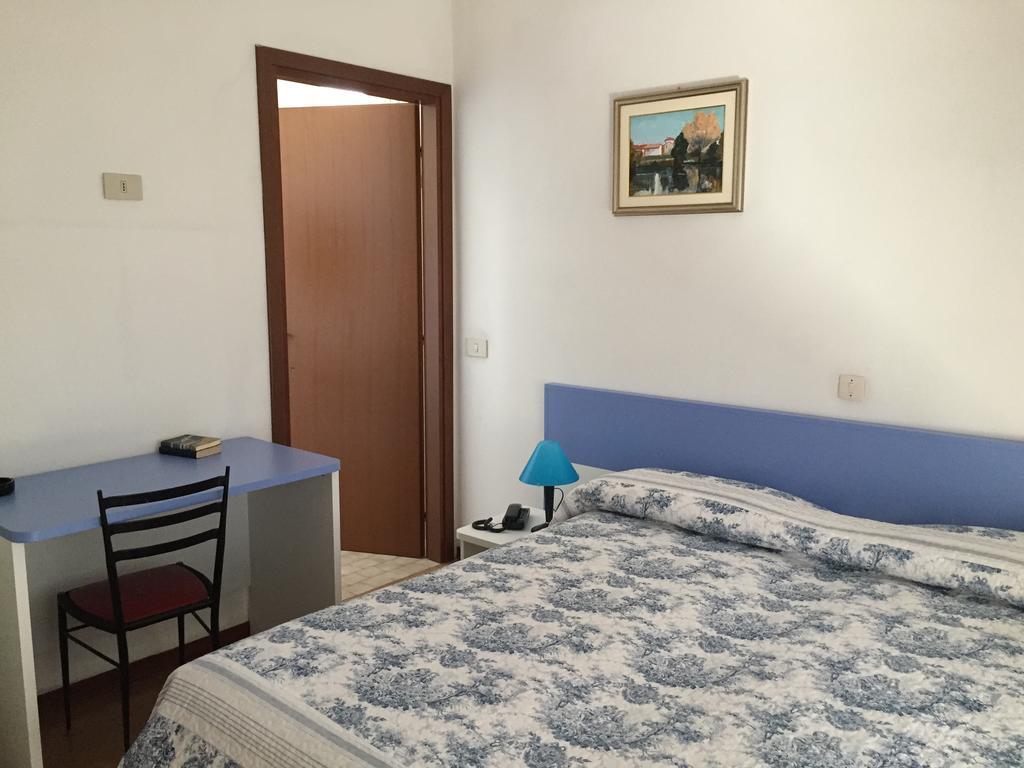 Triple Room with Sea View