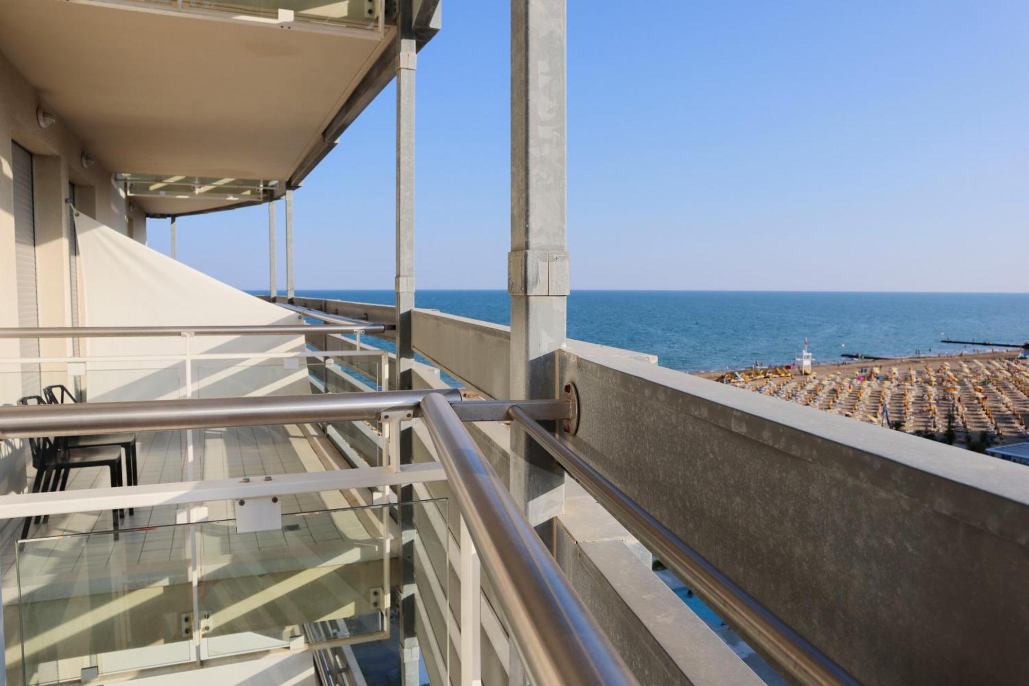 Deluxe Single Room with Balcony
