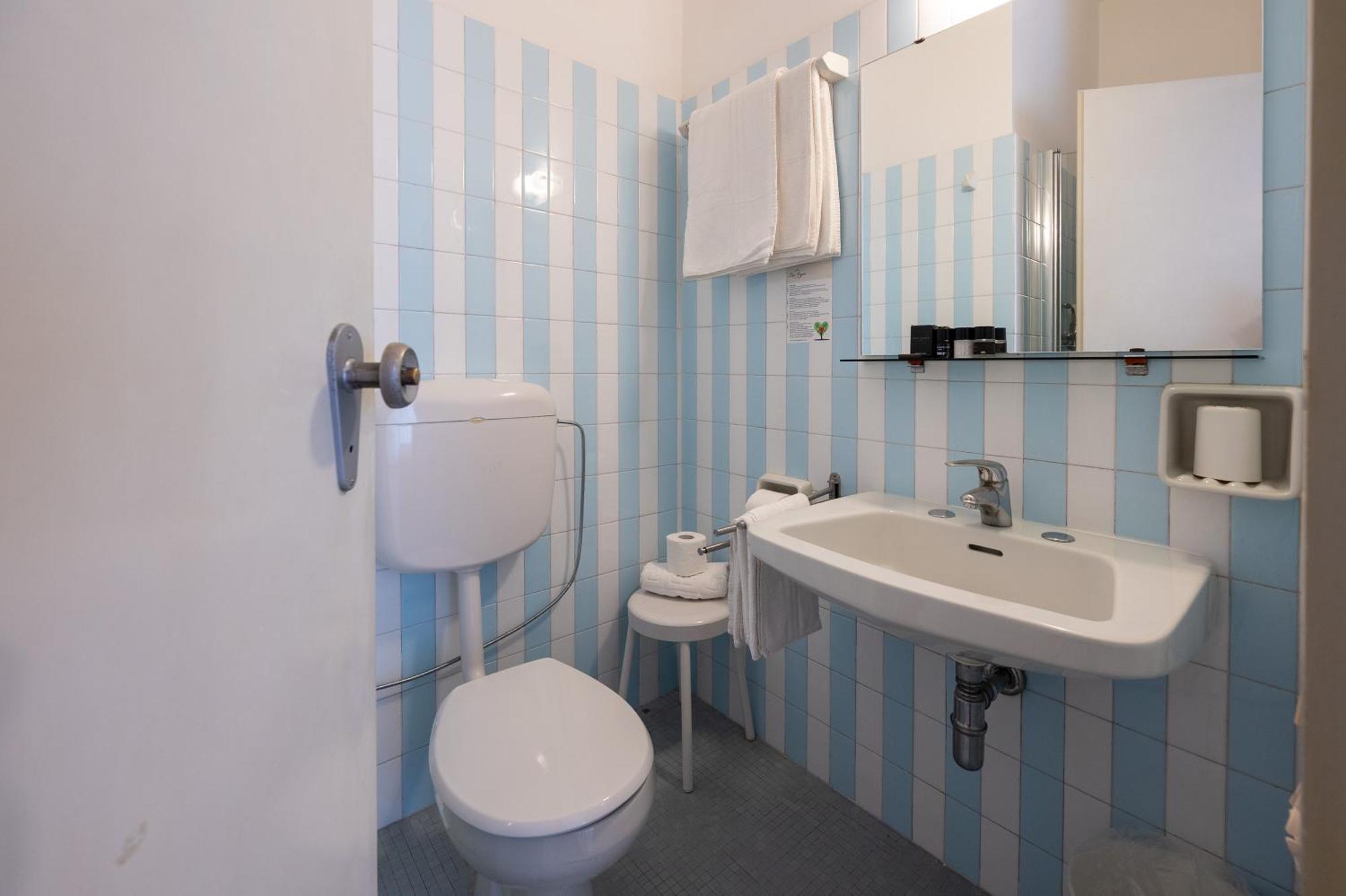 Double Room with Balcony and Side Sea View