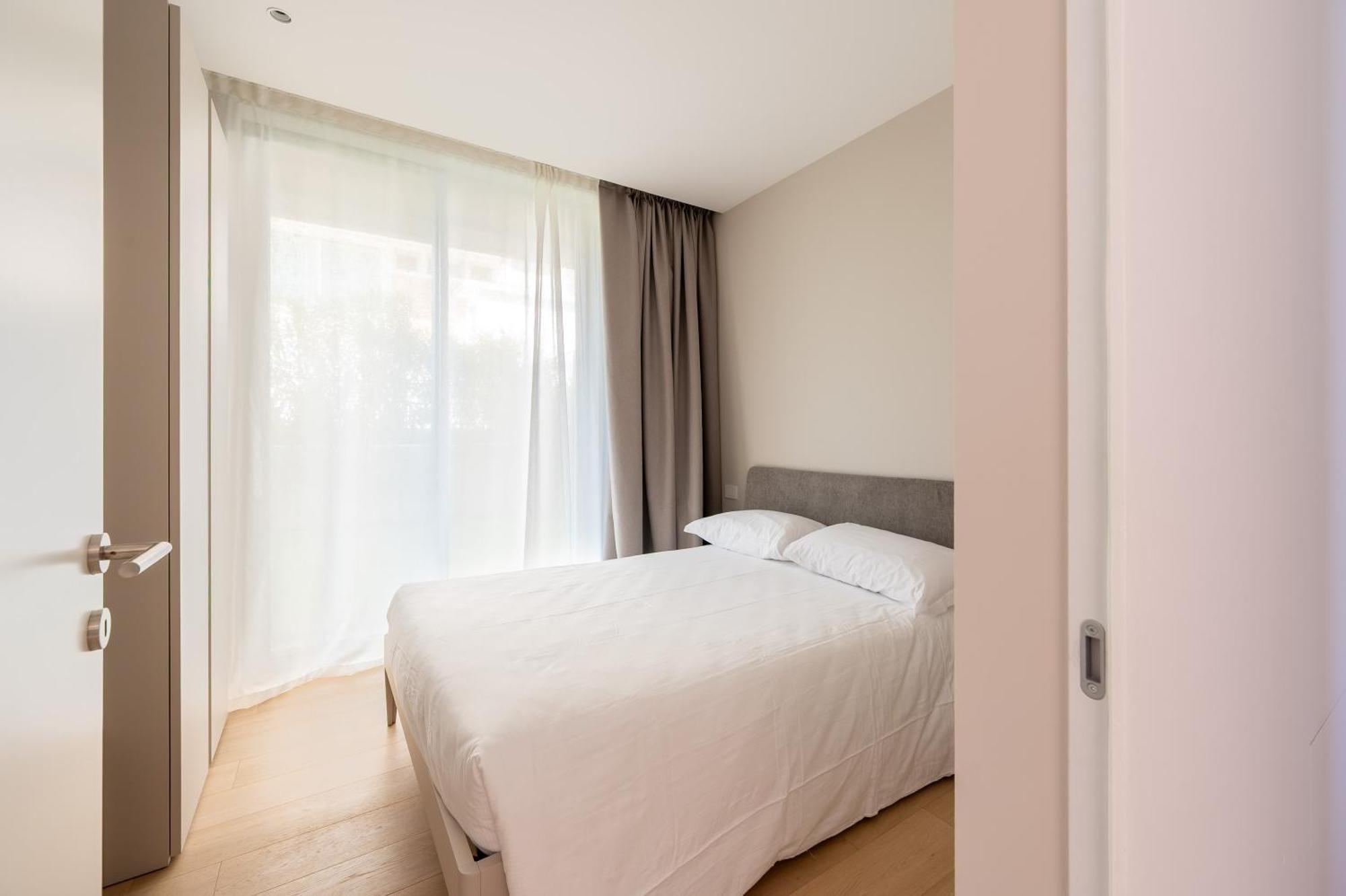 Three-Bedroom Apartment with Sea View