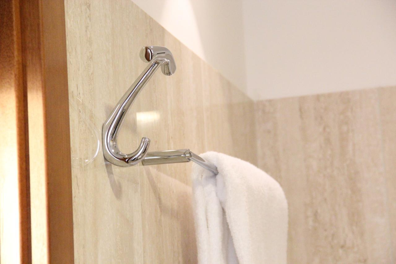 Double Room,662225079:JPEG