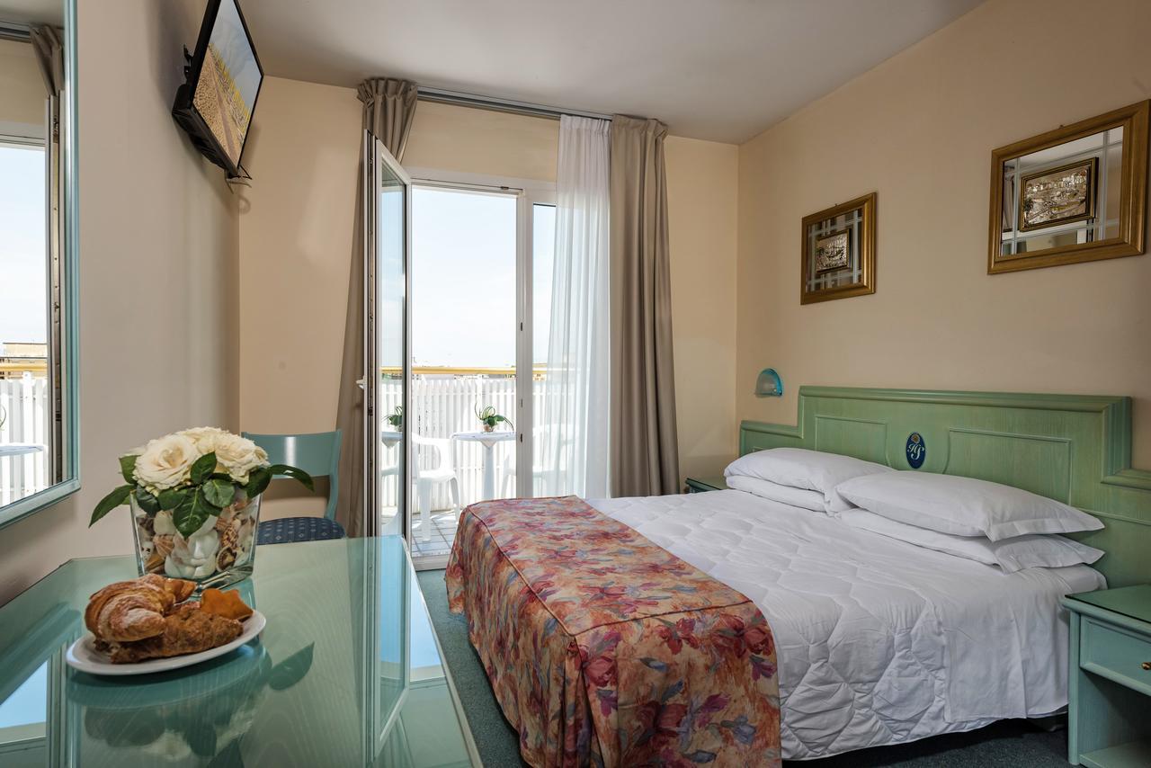 Habitación Triple con vistas al mar
