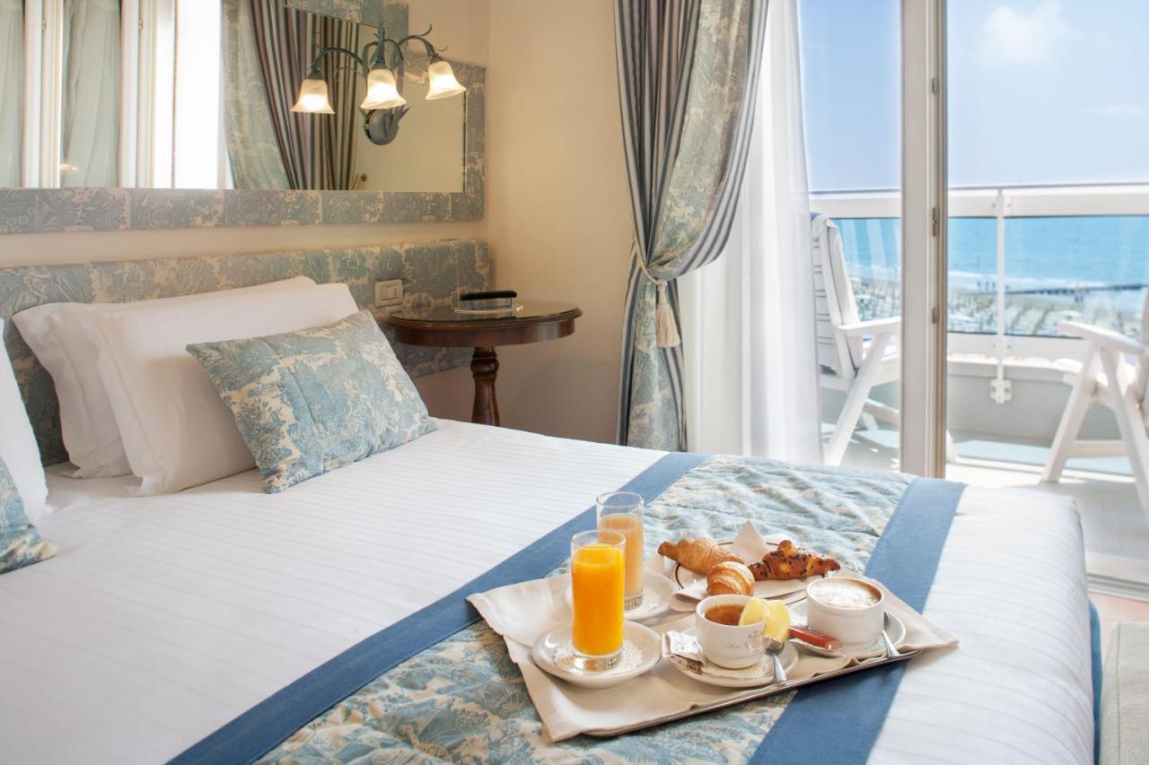 Double Room with Full Sea View