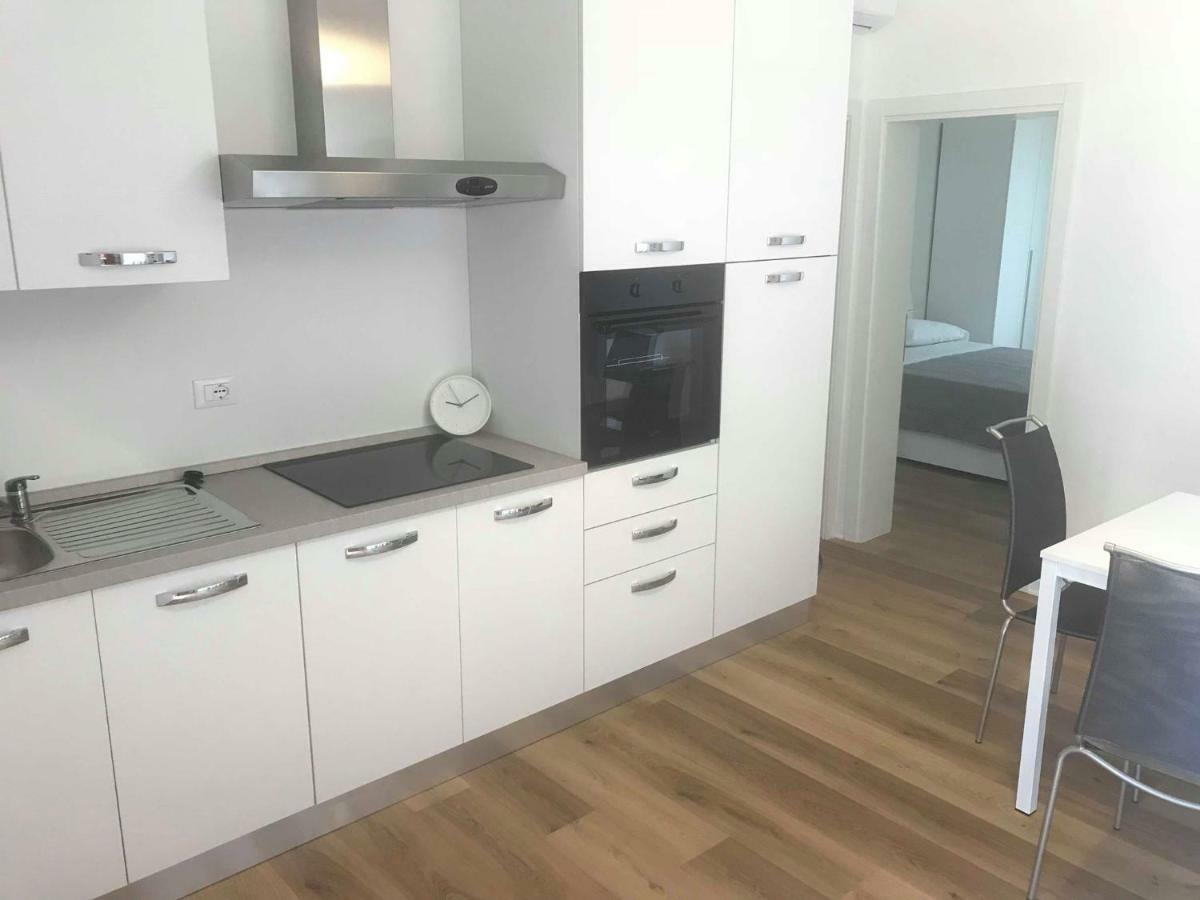 Two-Bedroom House,857009981:JPEG