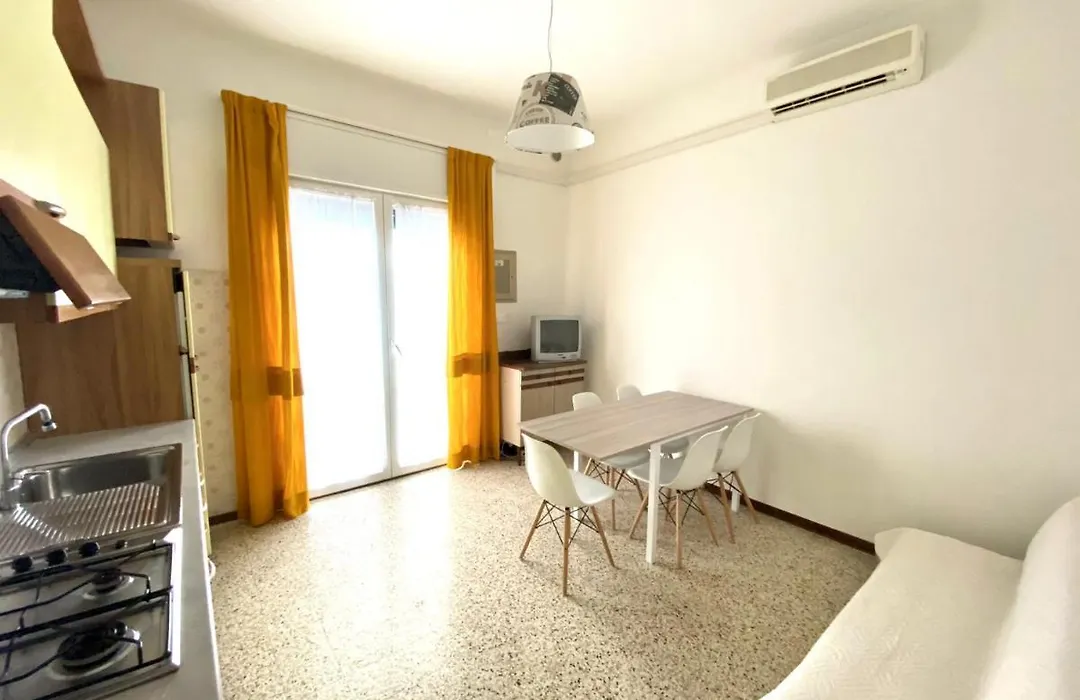 Euroresidence - Piazza Mazzini- 30 MT dal mare - Immobil Relax-1