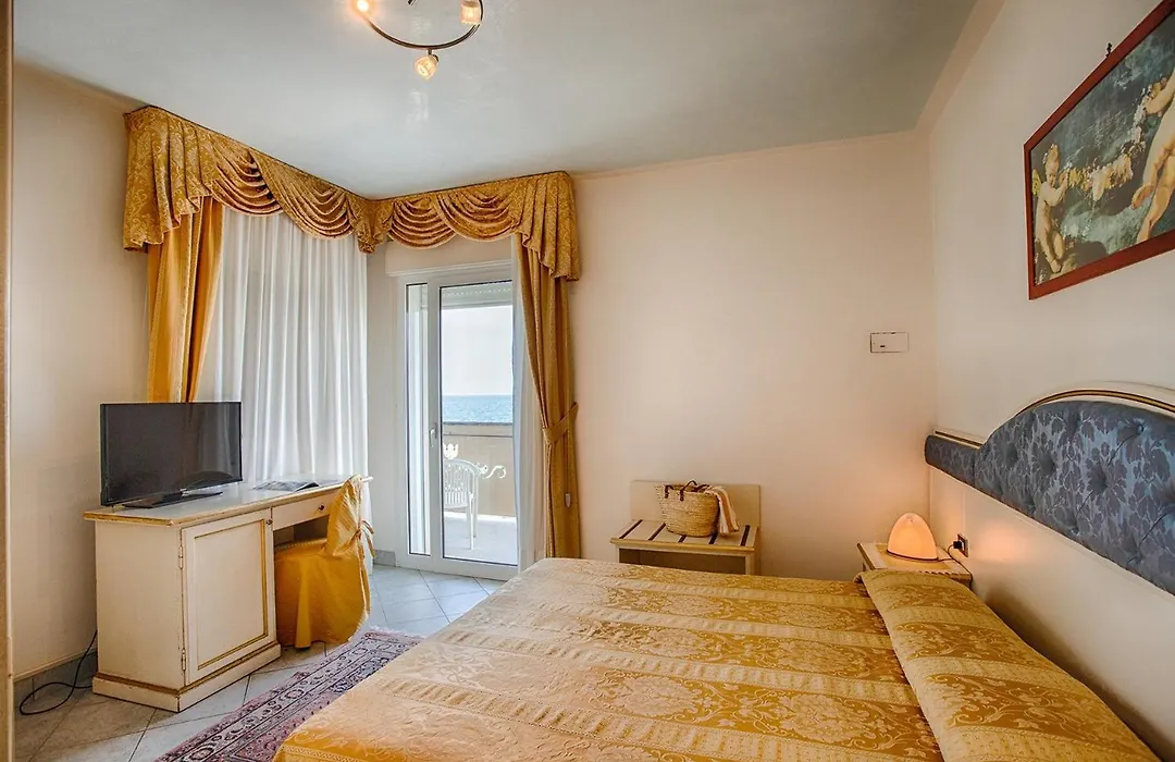 Hotel Elpiro-1