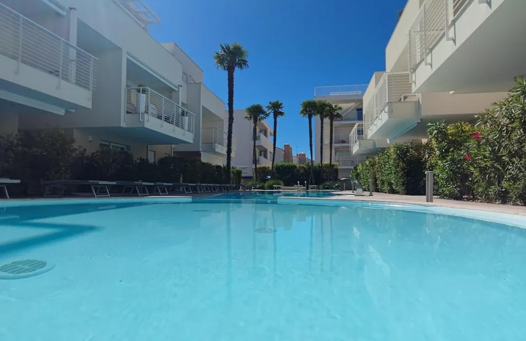 Wave Resort-1