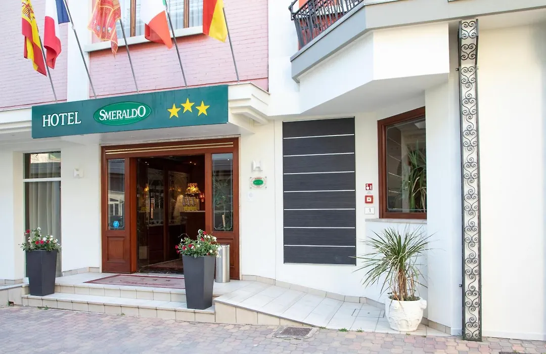 Hotel Smeraldo-1