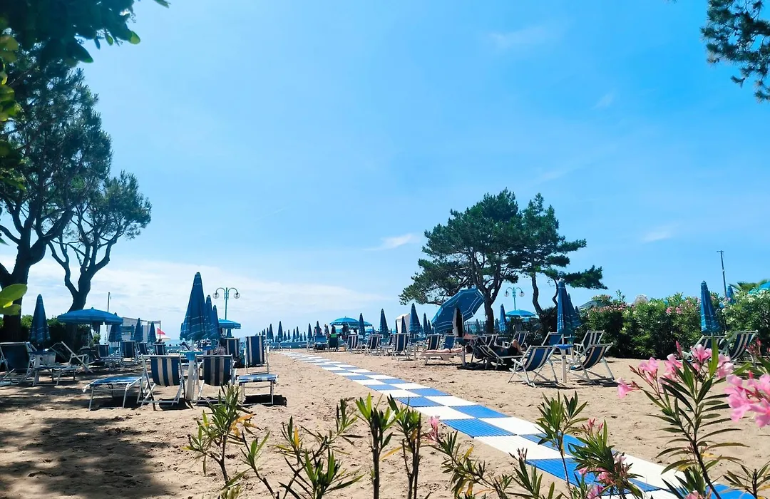 Brioni Fronte Mare-1