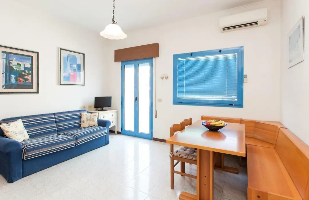 Petite Maison-1