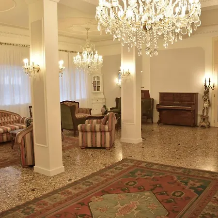 Hotel Edelweiss-3