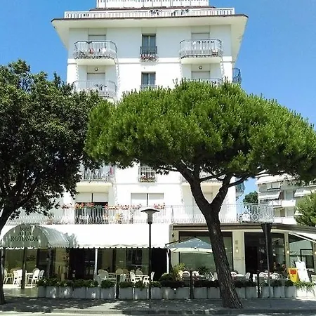 Hotel Alla Rotonda-2