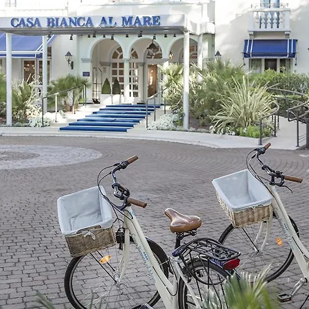Casa Bianca Al Mare-2
