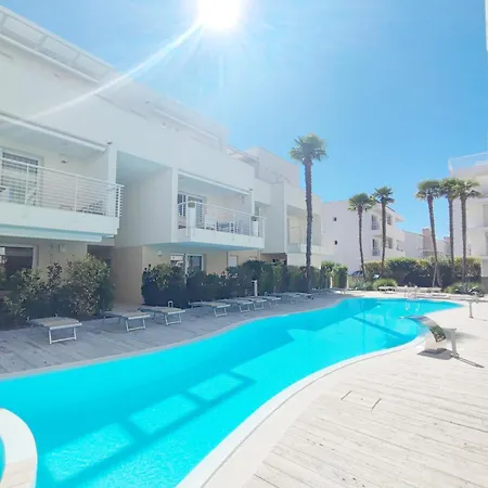 Wave Resort-3