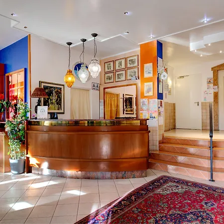 Hotel Frank-2
