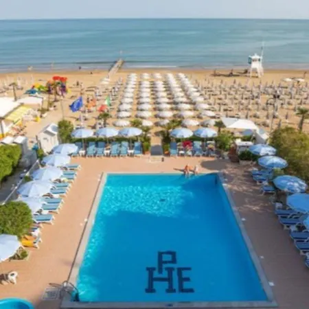 Hotel Plaza Esplanade-2