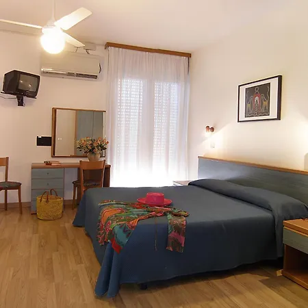 Hotel Bertha Fronte Mare-3
