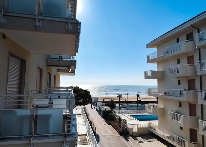 Boutique Appartement Diplomatic Fronte Mare à Jesolo